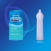 Dvanásť kusové balenie kondómov Durex s detailom na rozmer kondómu.