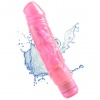 Ružový želatínový vibrátor so žilnatým povrchom a príjemnými vibráciami.