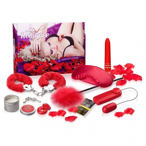 Sada erotických pomôcok v červenej farbe s lupeňami kvetov pre milostrné chvíle pre ňu a pre neho Red Romance Gift set.