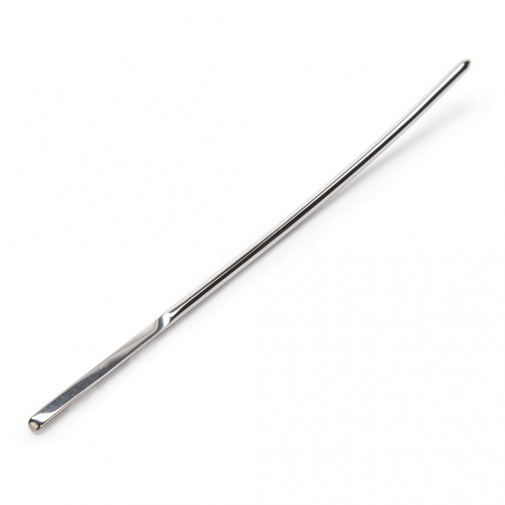 Dilátor určený na stimuláciu močovej trubice s priemerom 0,5 cm a použiteľnou dĺžkou 13,5 cm je vyrobený z ušľachtilej ocele. 