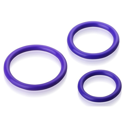 Tri fialové erekčné krúžky rôznych rozmerov.