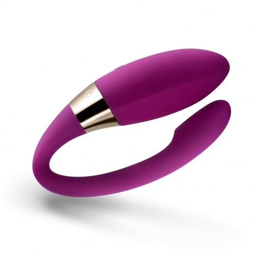 Nabíjateľný partnerský vibrátor špičkovej kvality od výrobcu Lelo v tmavo ružovej farbe zo silikónového materiálu v luxusnom darčekovom balení pre ženy či páry.