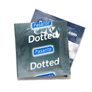 Kusové kondómy Pasante s výčnelkami