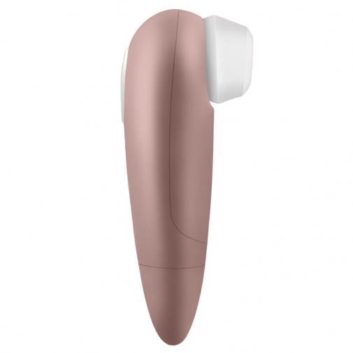 Luxusný zlatý stimulátor na sosanie klitorisu.