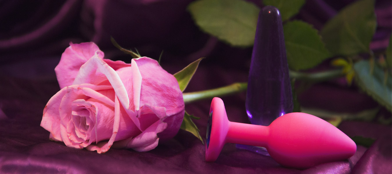 Análny kolík s ružou